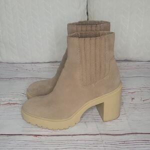 DOLCE VITA Cashe H20 Waterproof Bootie In Dune Size 7.5